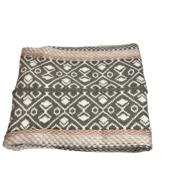 Anthropologie Madison 88 Winter Neck Warmer Scarf Grey - Picture 3 of 5